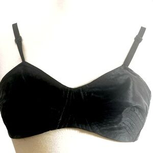 1950’s French Highly Detailed Bullet Bra by Liberation Paris, France, 32” Band